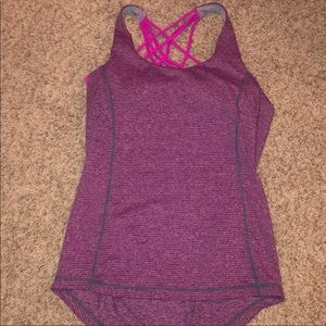 LULULEMON WORKOUT TOP W/ BUILT IN BRA